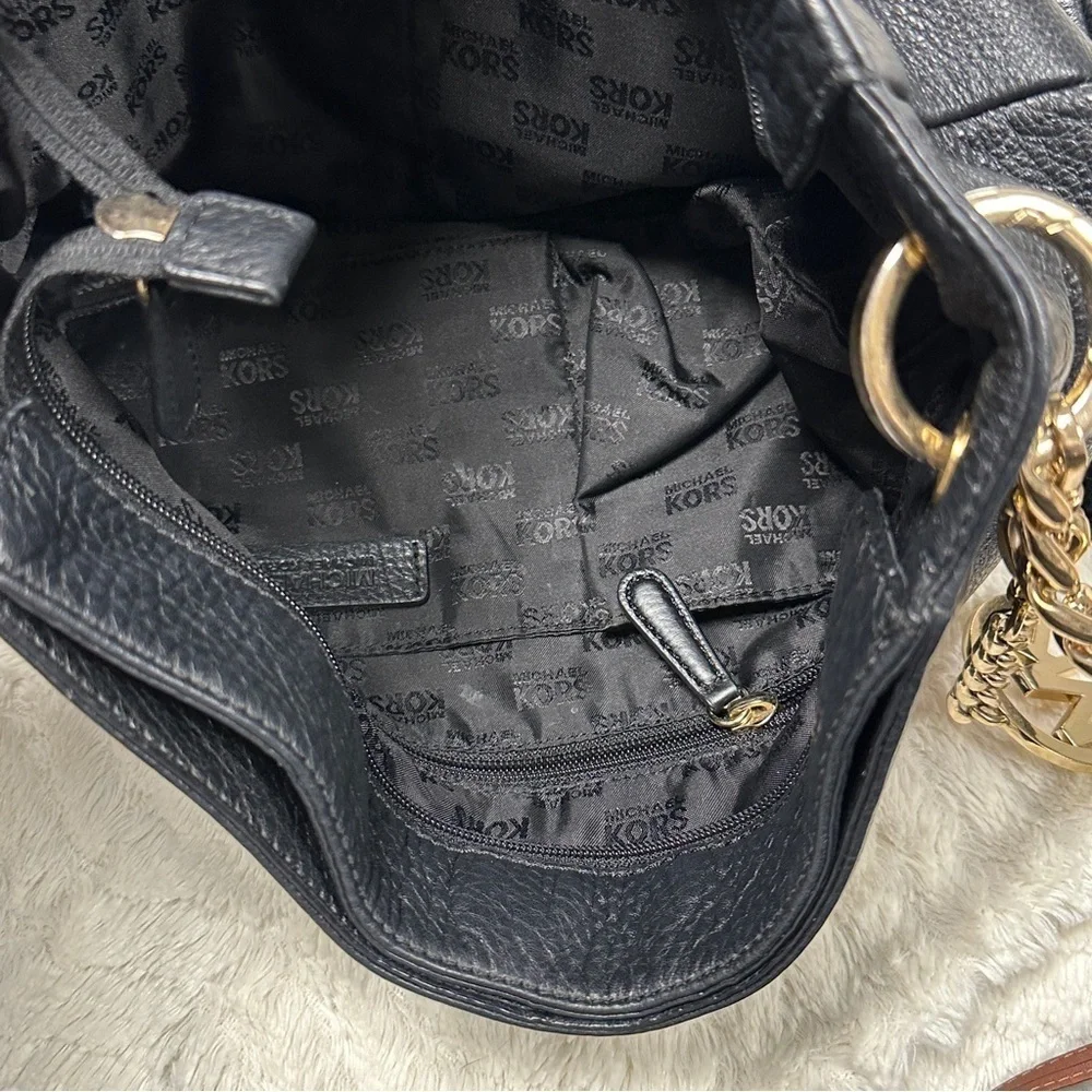 Michael Kors CrossBody Gold Chain Purse In Pebbled Black Leather.